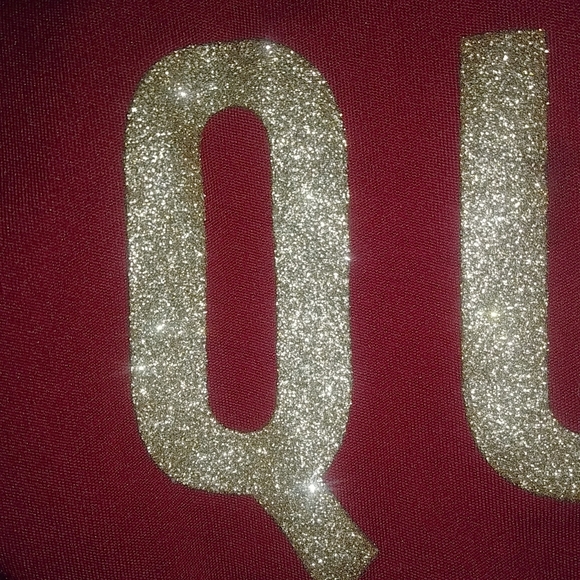 Beautiful M Queen Gold Pearls Adorned Maroon Lounge Outfit 2 Piece Set - Picture 8 of 9